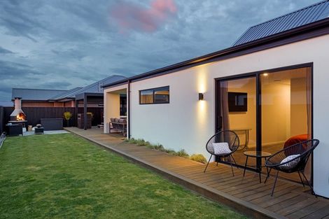 Photo of property in 4 Goldie Drive, Rangiora, 7400
