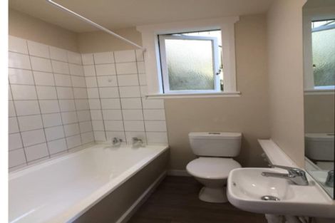 Photo of property in 141 Wallace Street, Mount Cook, Wellington, 6021