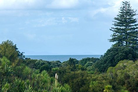 Photo of property in 4 Luff Place, Long Bay, Auckland, 0630