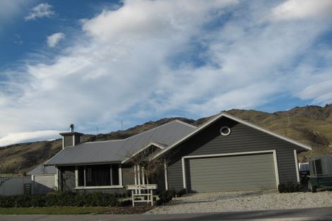 Photo of property in 10 Alpha Street, Cromwell, 9310