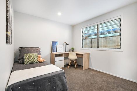 Photo of property in 37 Jack Hanley Drive, Jacks Point, Queenstown, 9371