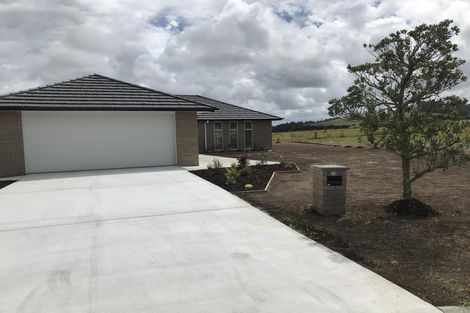 Photo of property in 12 Captains Loop, Haruru, 0204
