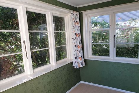 Photo of property in 96 Reynolds Street, Taita, Lower Hutt, 5011