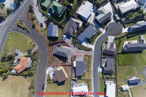 Photo of property in 9 Protea Drive, Cable Bay, 0420