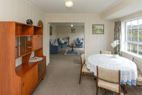 Photo of property in 2/102 Terrace Road, Parkvale, Hastings, 4122