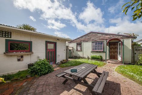 Photo of property in 36 Stewart Crescent, Hokowhitu, Palmerston North, 4410