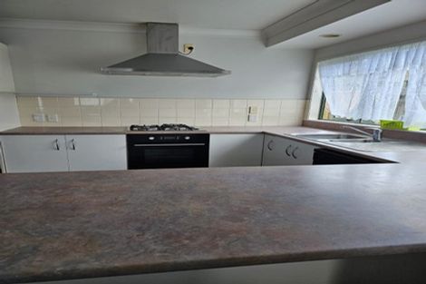 Photo of property in 8l Aotea Road, Glen Eden, Auckland, 0602