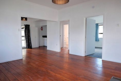 Photo of property in 129 Arawhata Road, Paraparaumu, 5032
