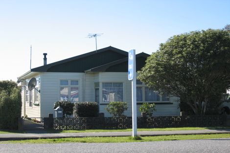 Photo of property in 142 Weld Street, Hokitika, 7810