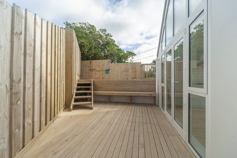 Photo of property in 58 Mortimer Terrace, Brooklyn, Wellington, 6021