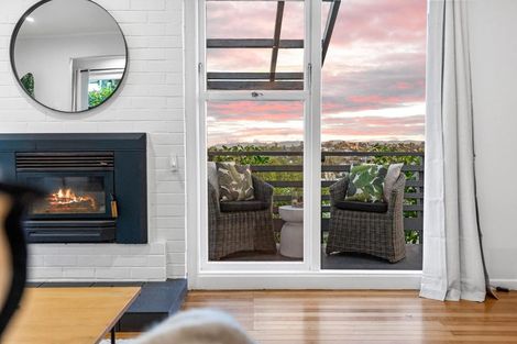 Photo of property in 101 Royal Road, Massey, Auckland, 0614