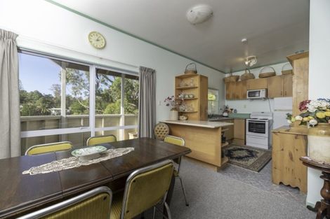 Photo of property in 10 Station Road, Kawakawa, 0210