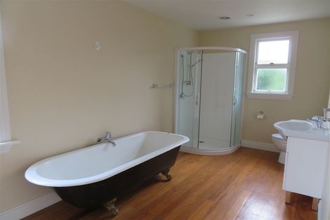 Photo of property in 36 Railway Esplanade, East Gore, Gore, 9710