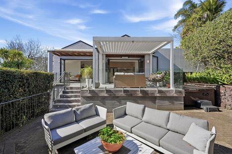 Photo of property in 32a Castor Bay Road, Castor Bay, Auckland, 0620