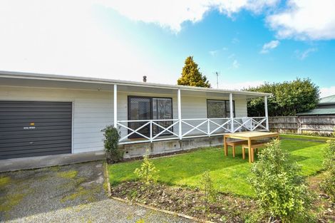 Photo of property in 3/13 Dixon Street, Carterton, 5713