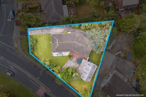 Photo of property in 156 Godley Road, Titirangi, Auckland, 0604