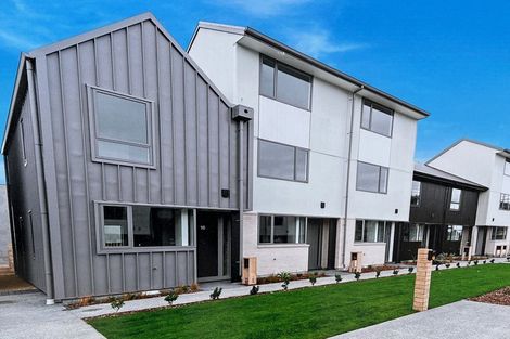 Photo of property in 49 John Street, Stokes Valley, Lower Hutt, 5019