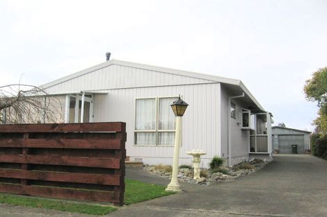 Photo of property in 3 Caroline Drive, Feilding, 4702