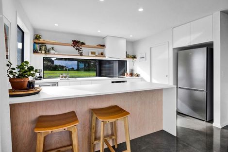 Photo of property in 2 Tasman Street, Opunake, 4616