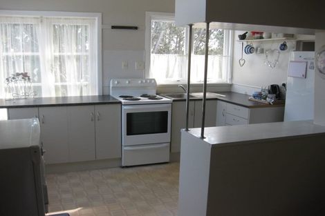 Photo of property in 23a Brian Crescent, Stanmore Bay, Whangaparaoa, 0932