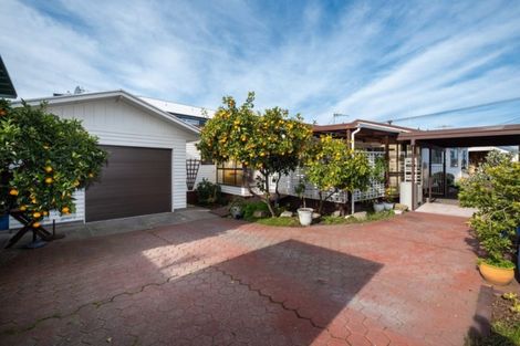 Photo of property in 10 Meeanee Quay, Westshore, Napier, 4110