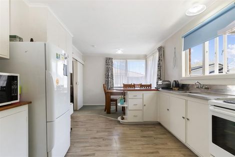 Photo of property in 17 Robertson Street, Glenholme, Rotorua, 3010