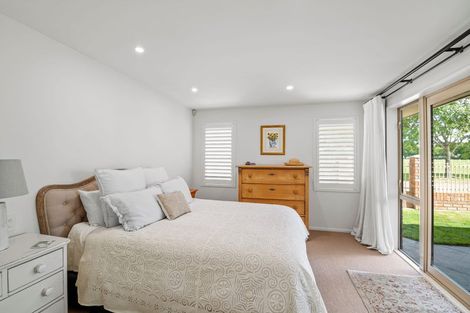 Photo of property in 27 Providence Place, Redwood, Christchurch, 8051