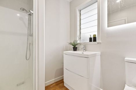 Photo of property in 9 Wilson Road, Glen Eden, Auckland, 0602