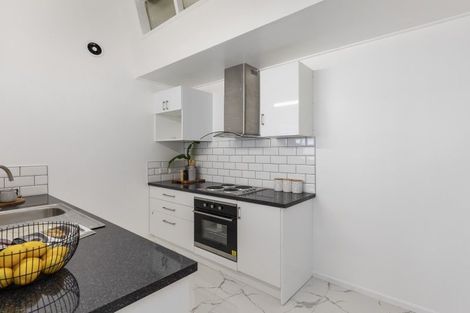 Photo of property in 35 Hanson Grove, Stokes Valley, Lower Hutt, 5019