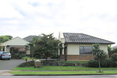 Photo of property in 14 Annalong Road, Dannemora, Auckland, 2016
