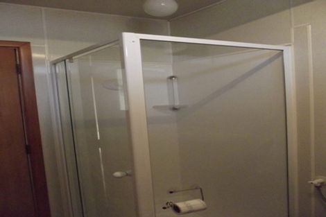 Photo of property in 3 Dunmail Way, Newlands, Wellington, 6037