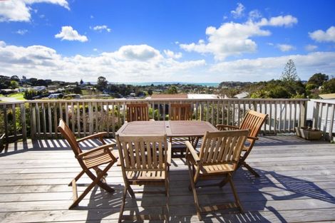Photo of property in 5 Norfolk Road, Stanmore Bay, Whangaparaoa, 0932