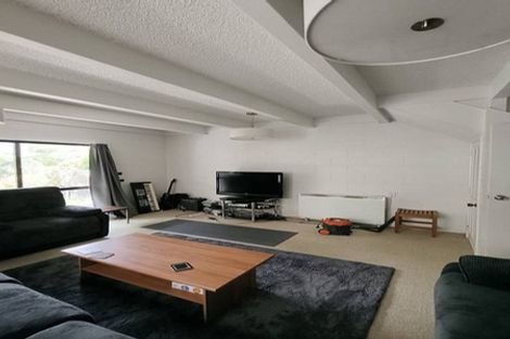 Photo of property in 1 Kim Street, Khandallah, Wellington, 6035