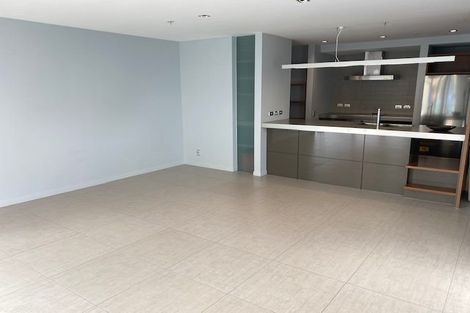 Photo of property in Piermont Apartments, 3a/82 Cable Street, Te Aro, Wellington, 6011