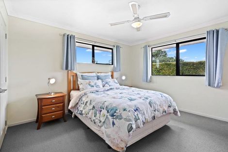 Photo of property in 21 Pyle Road East, One Tree Point, Whangarei, 0171