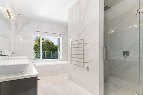 Photo of property in 1 Ti Kouka Eco Lane, Redcliffs, Christchurch, 8081