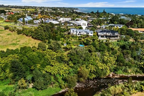 Photo of property in 7 Butlers Lane, Oakura, 4314