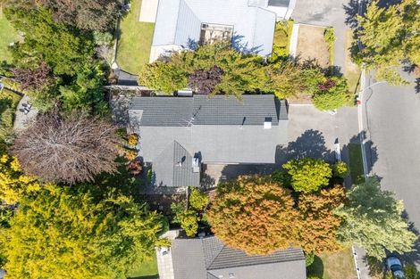 Photo of property in 8 Tuirau Place, Ilam, Christchurch, 8041