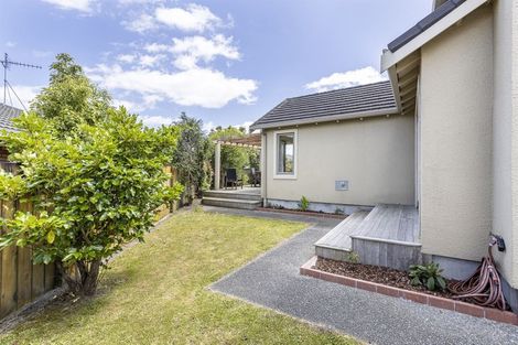 Photo of property in 20 Ruapehu Drive, Fitzherbert, Palmerston North, 4410