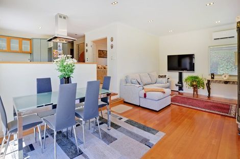 Photo of property in 1/85 Kowhai Road, Mairangi Bay, Auckland, 0630