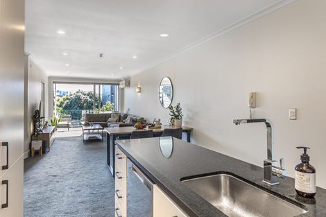 Photo of property in 4b/15 Fleet Street, Eden Terrace, Auckland, 1021