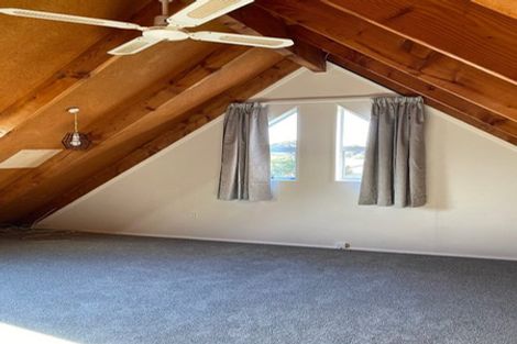 Photo of property in 18 Simcox Street, Otaki Beach, Otaki, 5512