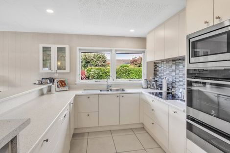 Photo of property in 2/19 Raxworthy Street, Ilam, Christchurch, 8041