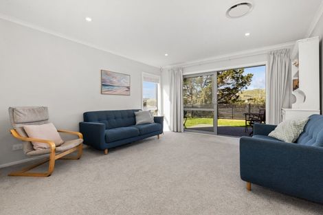 Photo of property in 8 Hokioi Drive, Kenepuru, Porirua, 5022