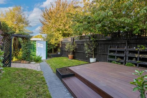 Photo of property in 2/2 Ambleside Drive, Burnside, Christchurch, 8053