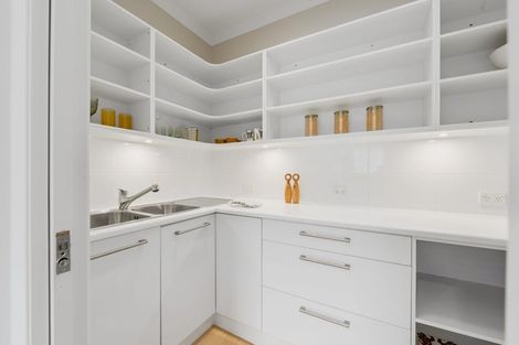 Photo of property in 64 Roy Hilton Drive, Flagstaff, Hamilton, 3210