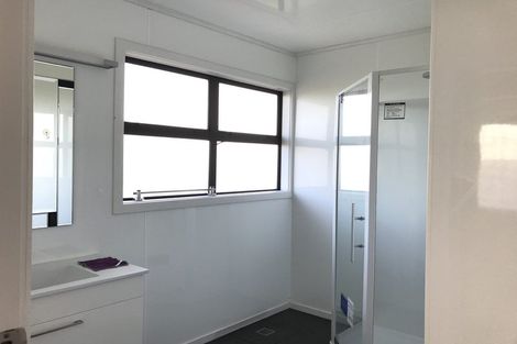 Photo of property in 30 Akaroa Drive, Maupuia, Wellington, 6022