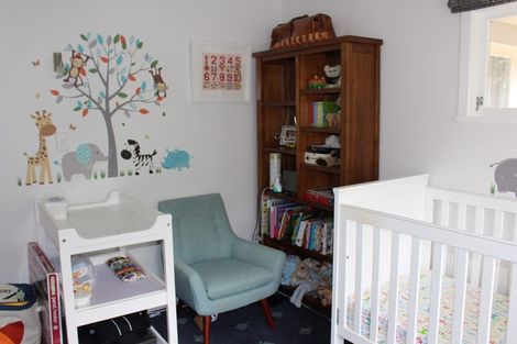 Photo of property in 2/12 Belle Vue Avenue, Northcote Point, Auckland, 0627