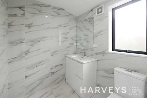 Photo of property in 71a Fruitvale Road, New Lynn, Auckland, 0600