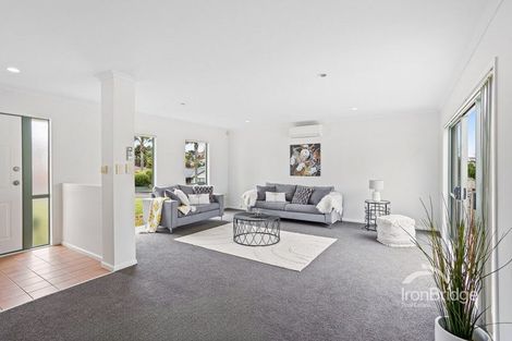 Photo of property in 22 San Pedro Place, Henderson, Auckland, 0612